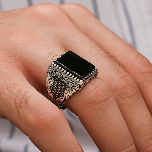 Siyah Kare Taşlı Yüzük (SS-036)