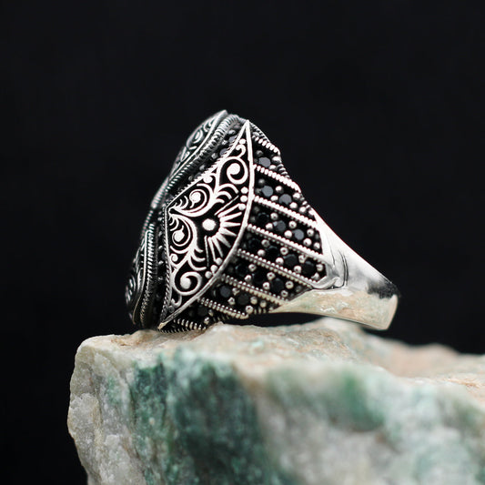 Siyah Zirkon Taşlı Yüzük